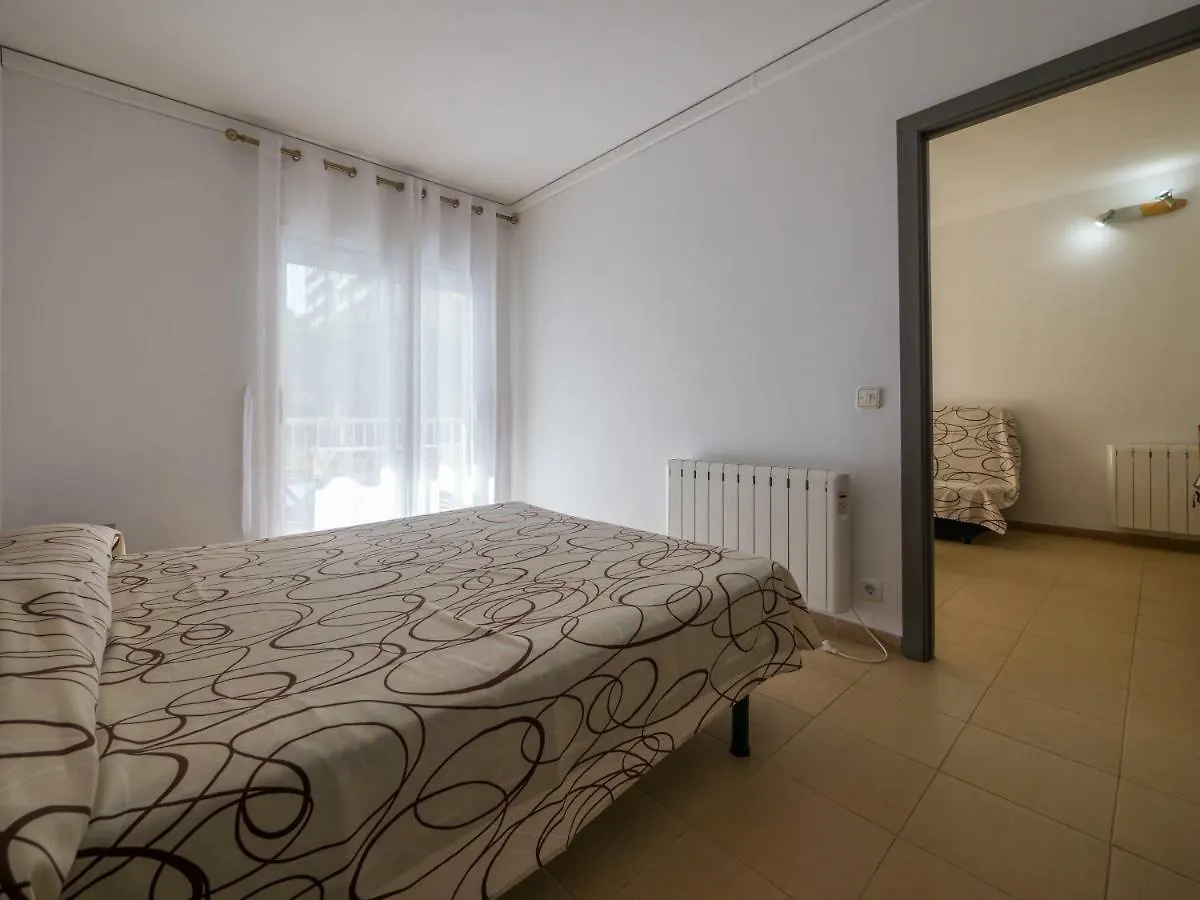 Apartaments Ar Els Pins Blanes 0*,  España