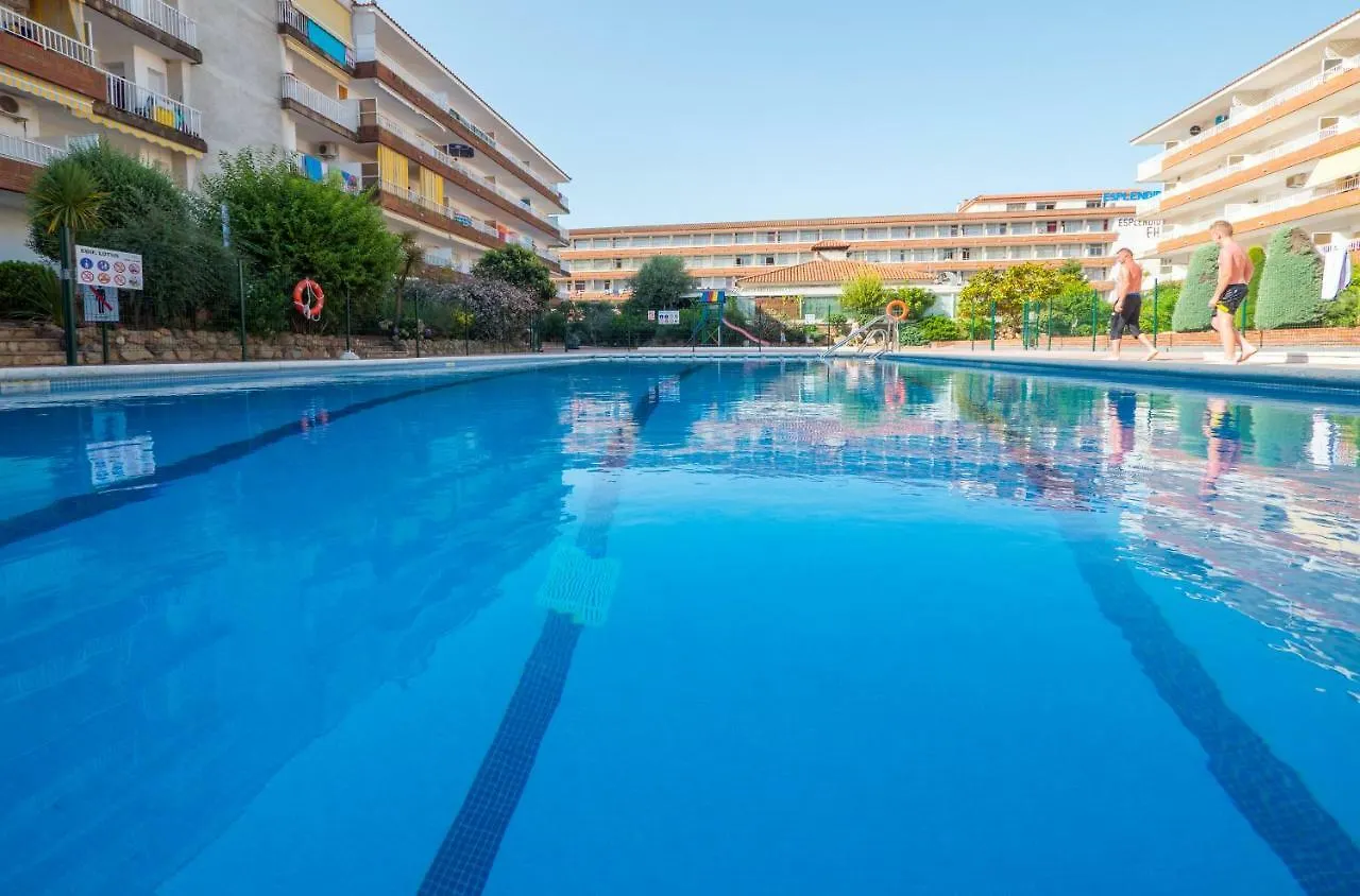 Apartaments Ar Els Pins Blanes 0*,
